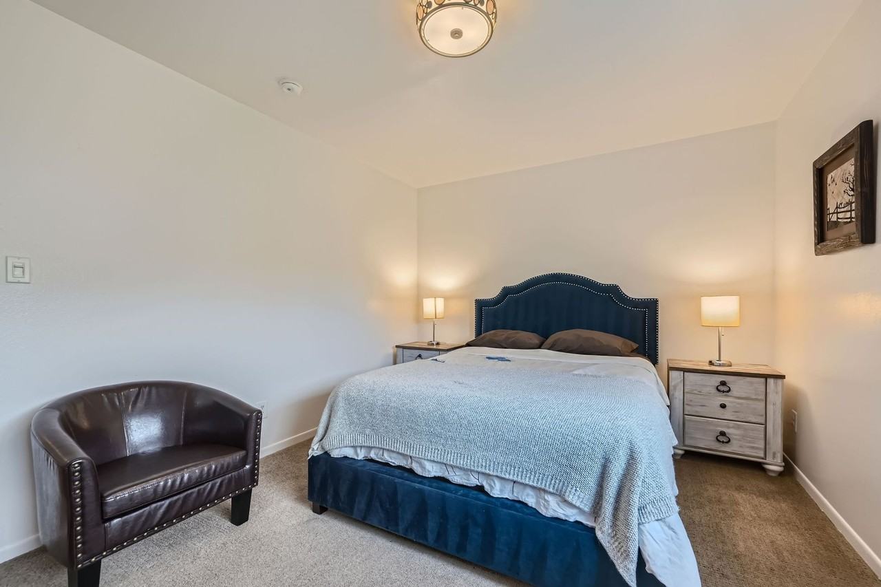 3335 Talisman Ct - Photo 3 of 23