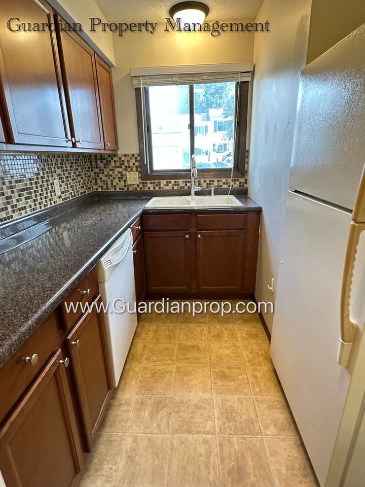 677 E Burnsville Pkwy - Photo 2 of 20