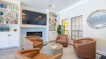 featured image of 1054 Anna Knapp Blvd