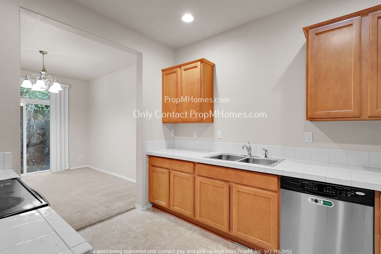 16255 Sw Whistling Swan Ln #220 - Photo 7 of 26