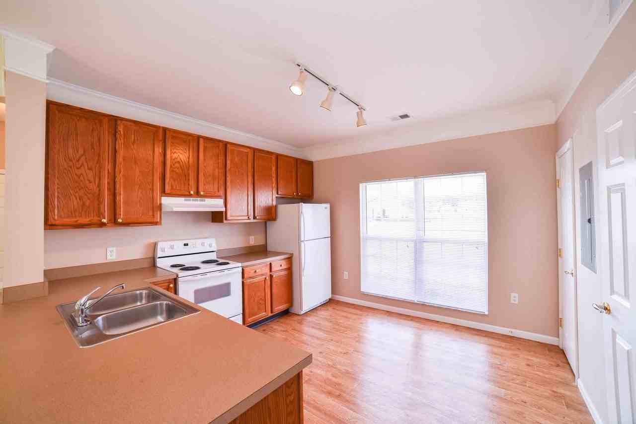 Lakeside Apartments at Green Pastures - Photo 6 of 13