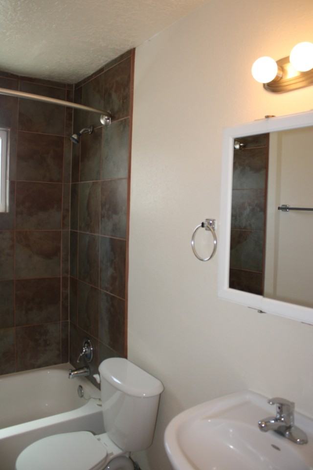 Phoenix Apartments: Rises Above the Rest! - Photo 5 of 50