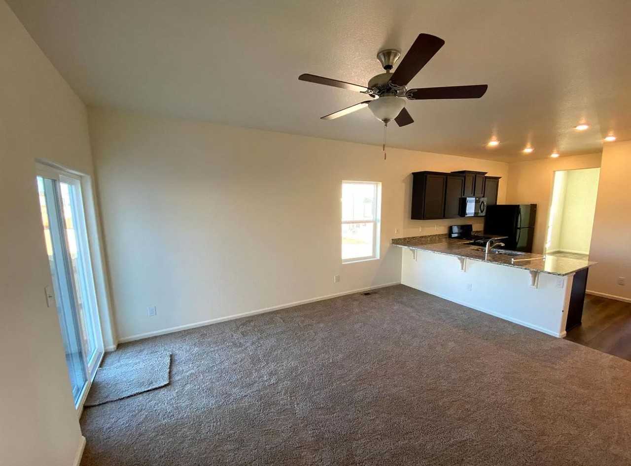 9764 Chalkstone Ln - Photo 4 of 41