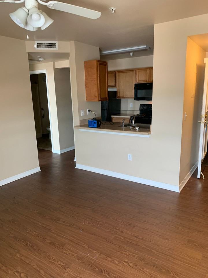 Will Rogers Lofts - Photo 4 of 33