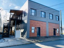 featured image of 407 W 4th St