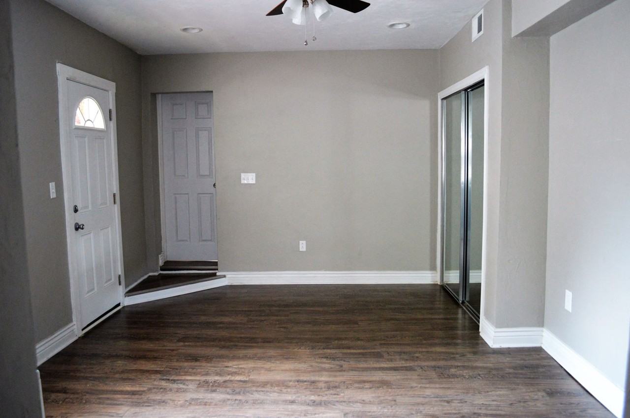 115 S 11th St - Photo 5 of 11
