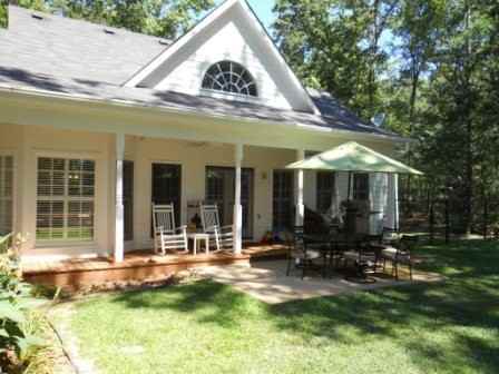1261 Moores Ford Rd - Photo 2 of 19