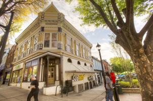 featured image of 174 College Ave #B