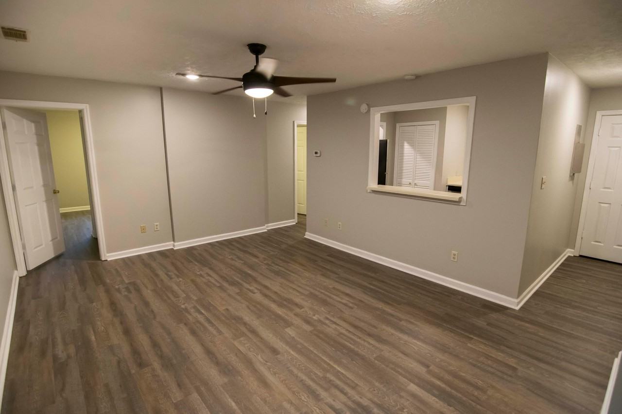 195 Pineview Dr #B - Photo 6 of 12