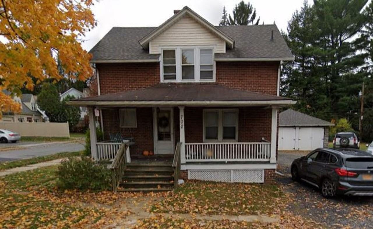 702 N Atherton St - Photo 4 of 5