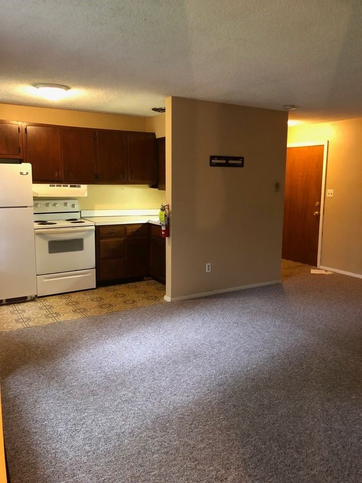 415 S Atherton St #6 - Photo 2 of 6