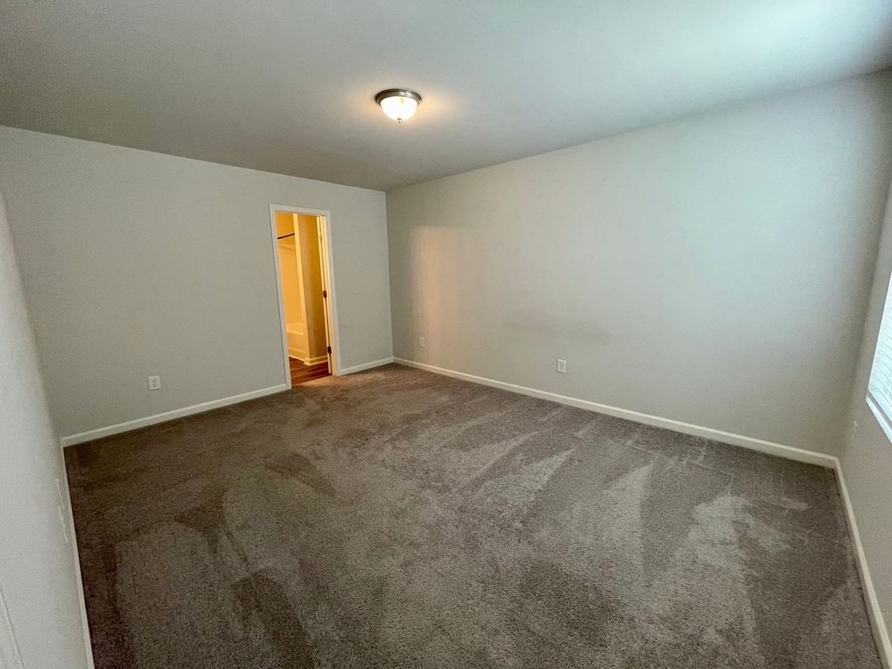 3818 Miller Dr - Photo 5 of 30