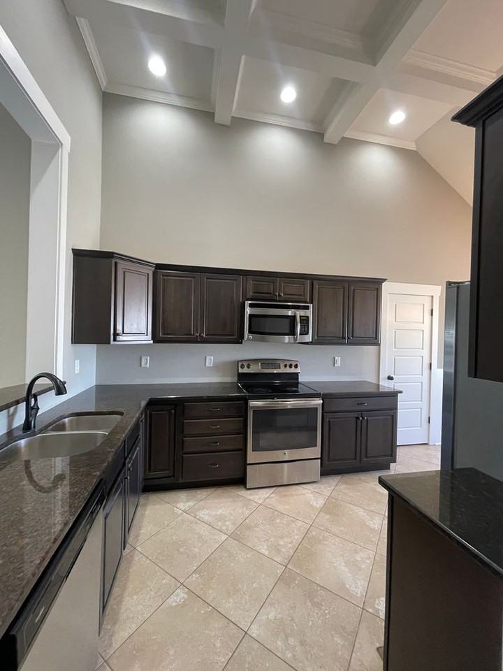 9228 Sedman Rd - Photo 5 of 23