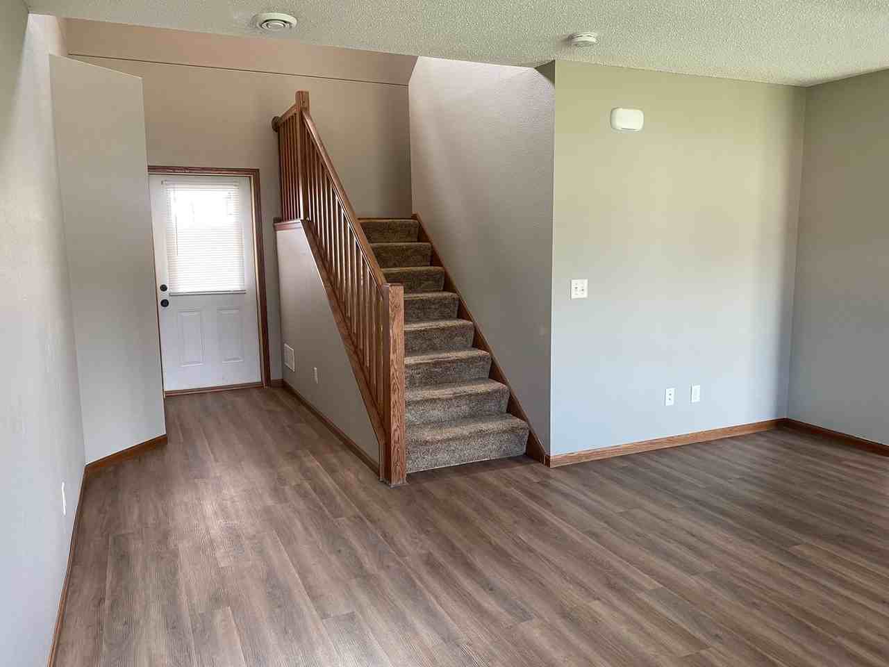 1675 20th Ave Ne - Photo 6 of 15