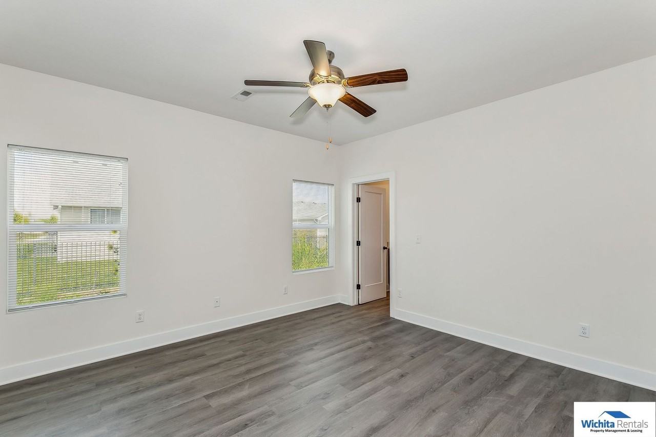 9724 E Annabelle St - Photo 6 of 12