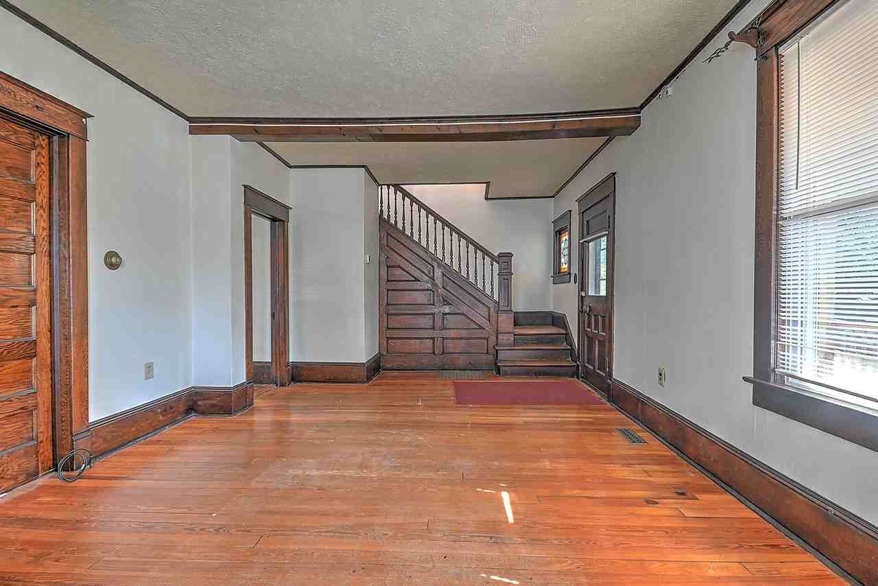 404 Carolina Ave - Photo 5 of 37