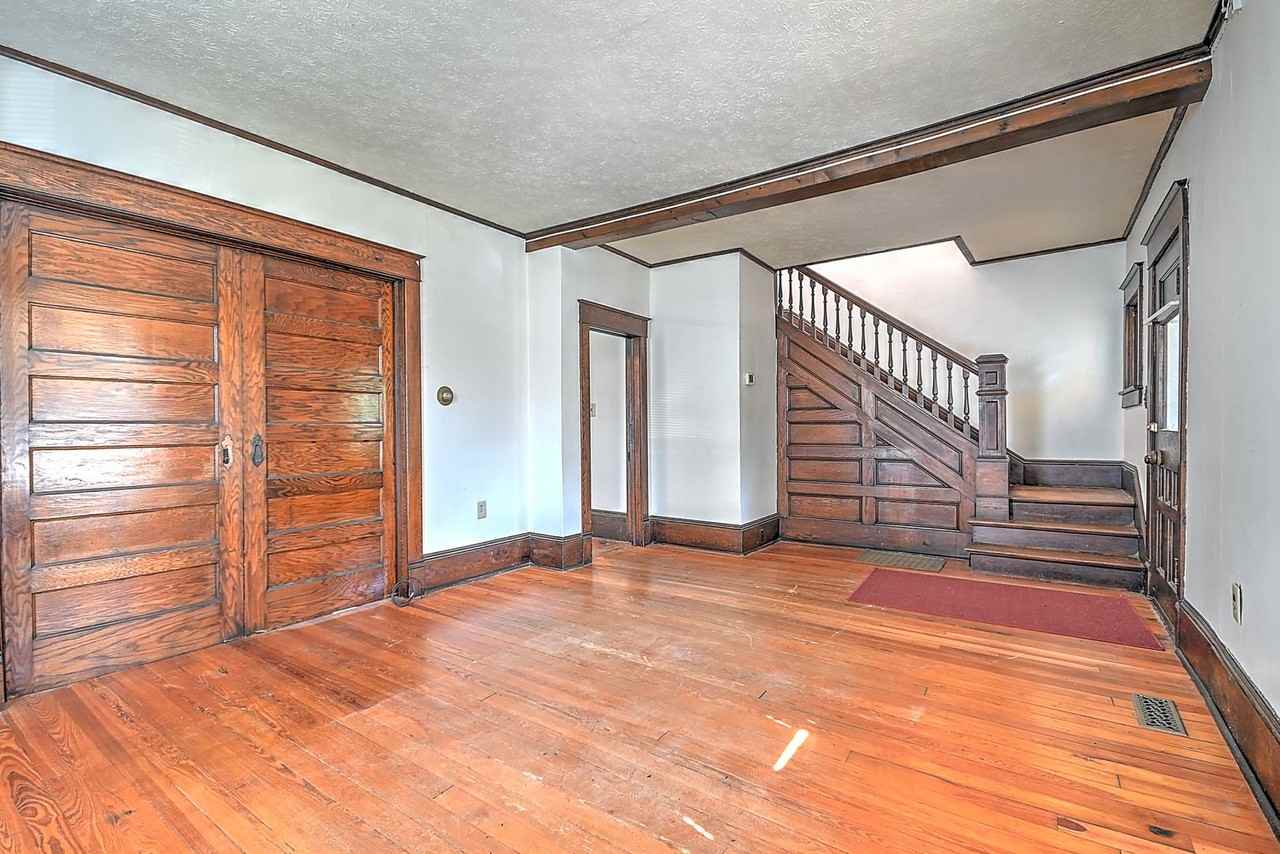 404 Carolina Ave - Photo 6 of 37