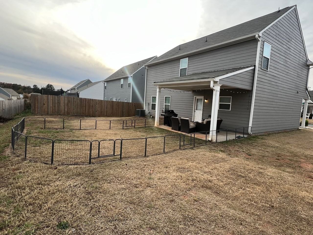 588 Greenlee Rd - Photo 3 of 7