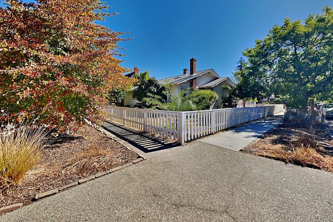 5300 San Francisco Blvd - Photo 2 of 41