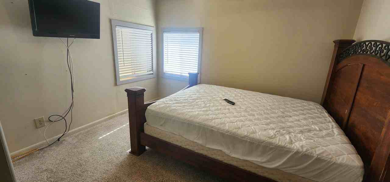 1833 Sw Highway 97 - Photo 6 of 9