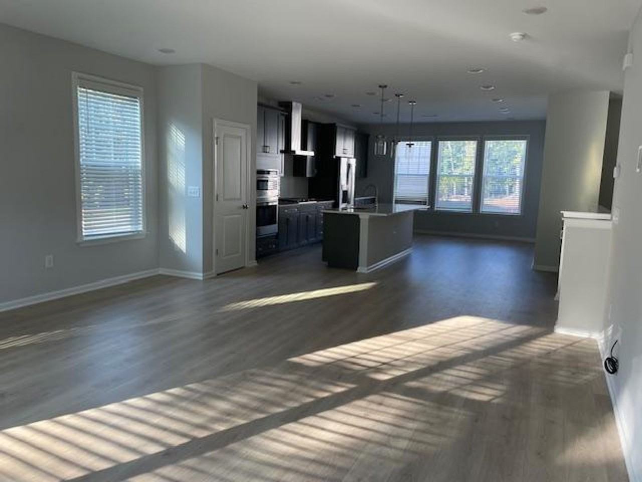 1988 Chipley Dr - Photo 2 of 26