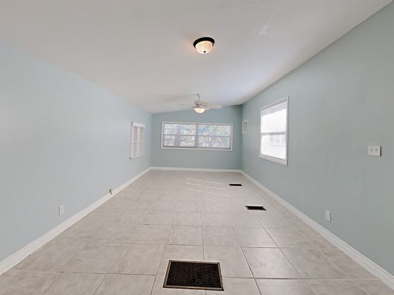 628 N Halifax Ave - Photo 5 of 25