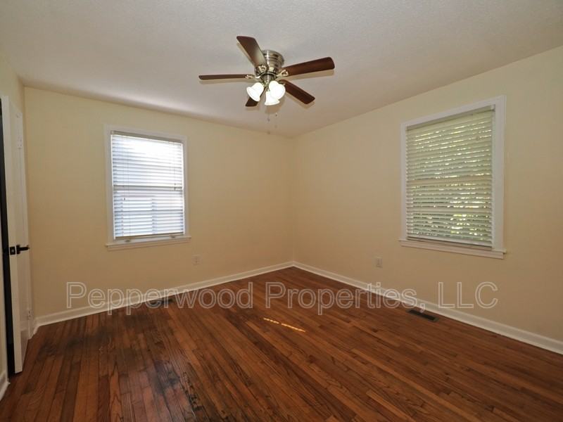 541 Cecil Ct - Photo 7 of 13