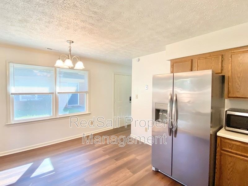 42 Glascow Way - Photo 7 of 20