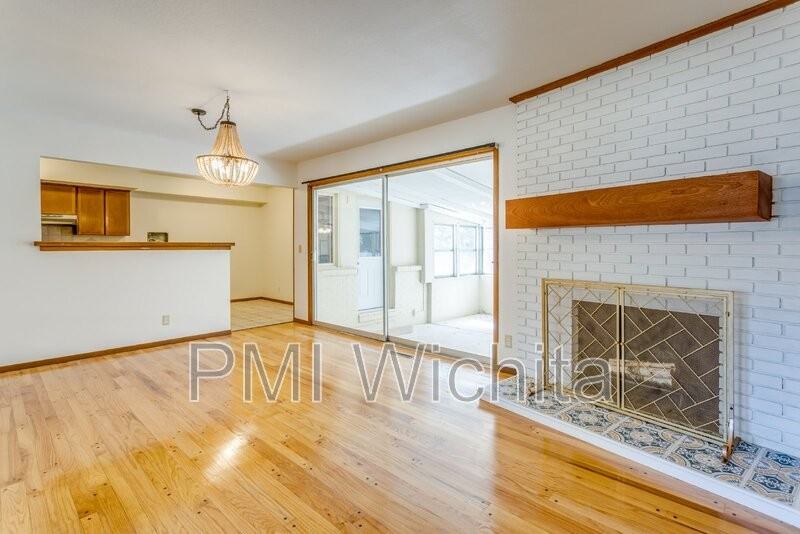 9315 W 9th St N - Photo 4 of 14