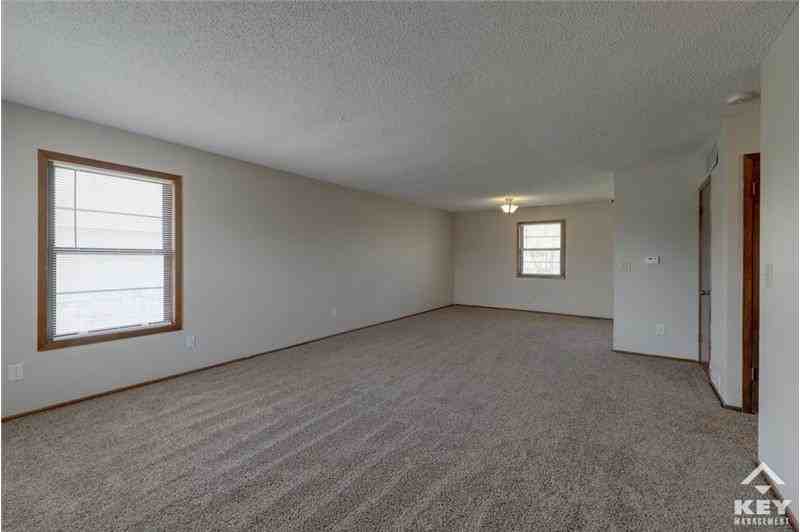 3051 S Brandywine St - Photo 3 of 17