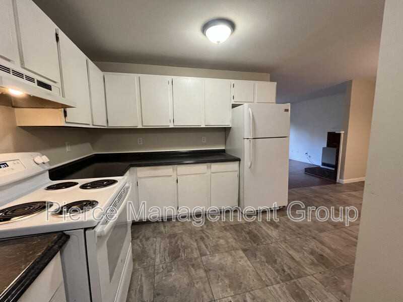 14 Hurricane Rd #201 - Photo 2 of 13