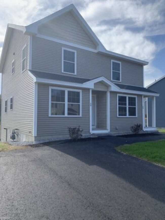 Dusty Rhoades - Photo 2 of 8