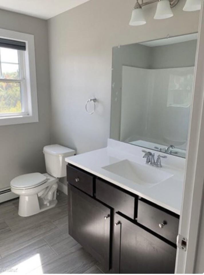 Dusty Rhoades - Photo 6 of 8