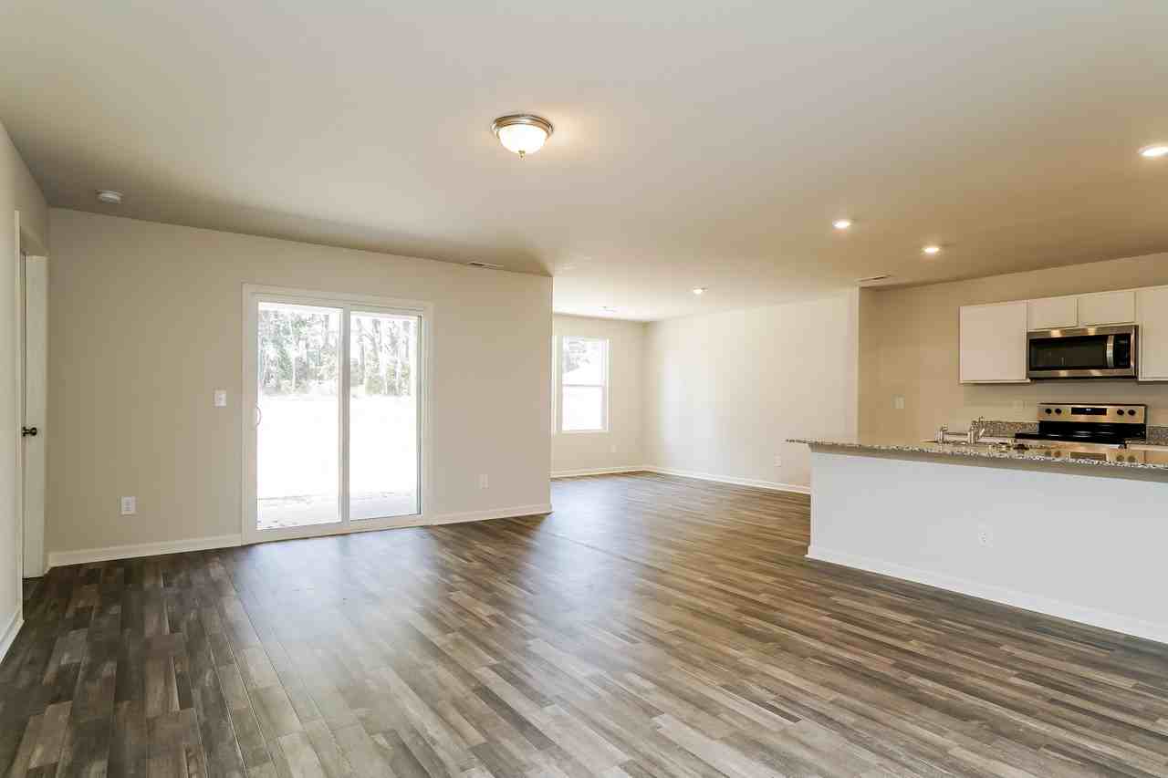 314 Spencer Dr - Photo 2 of 20