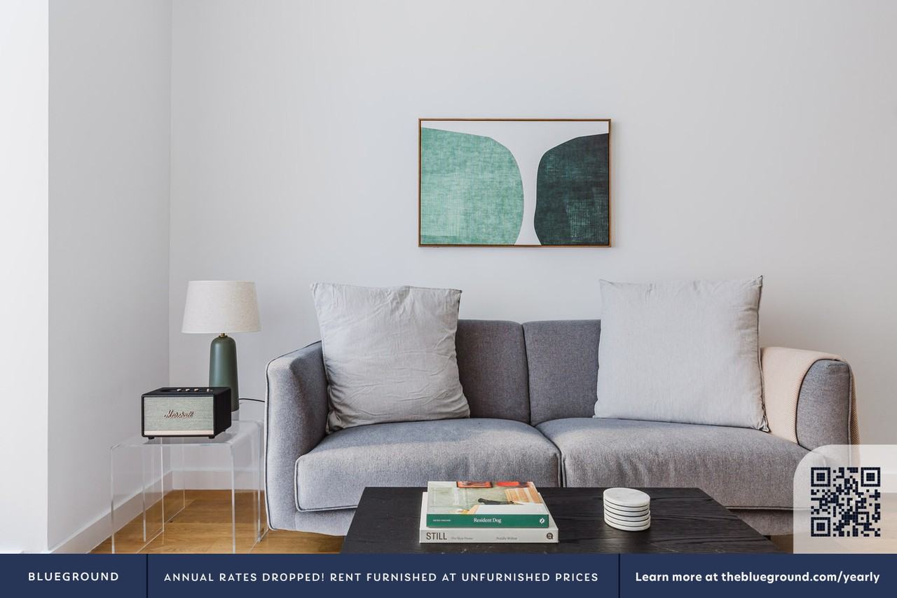 137 Thompson Street - Photo 4 of 35