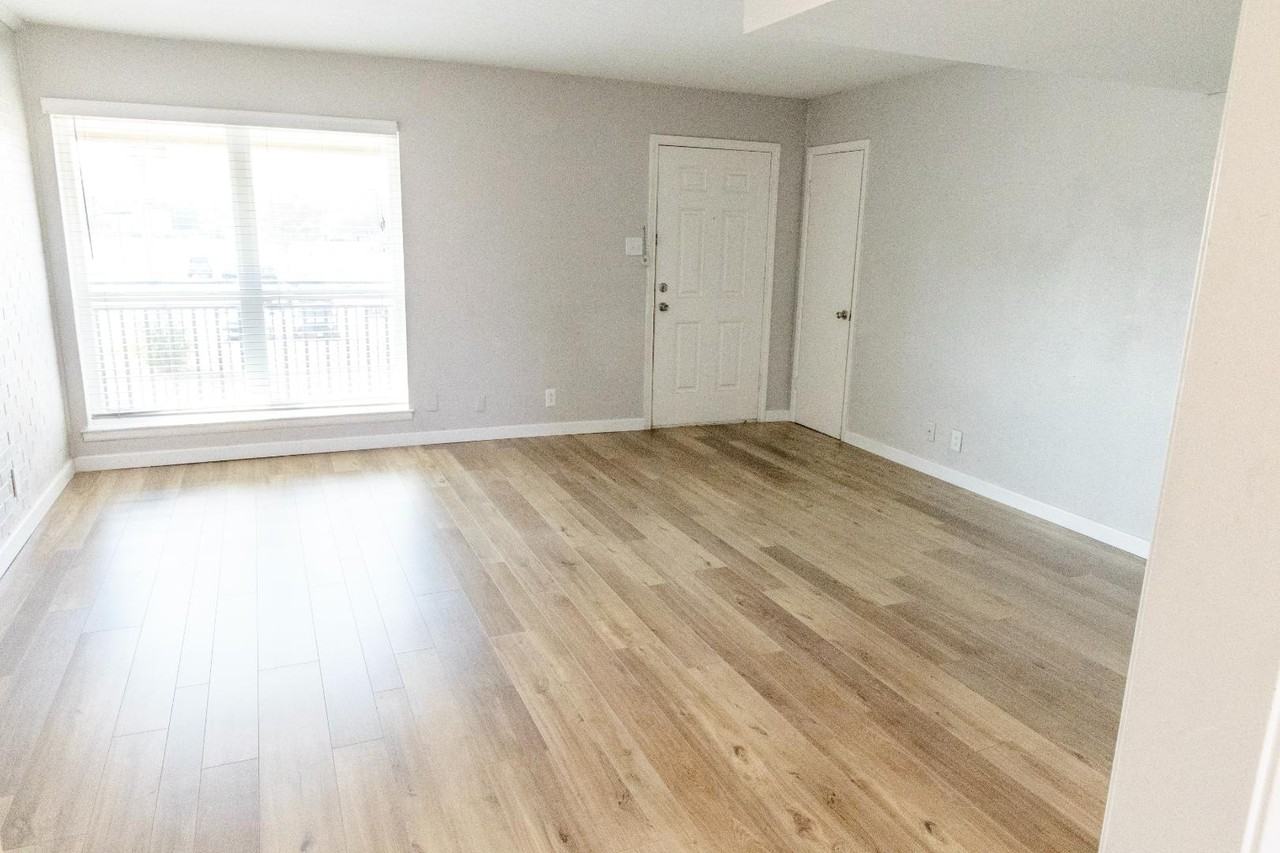 Parkside Hurst - Photo 5 of 26