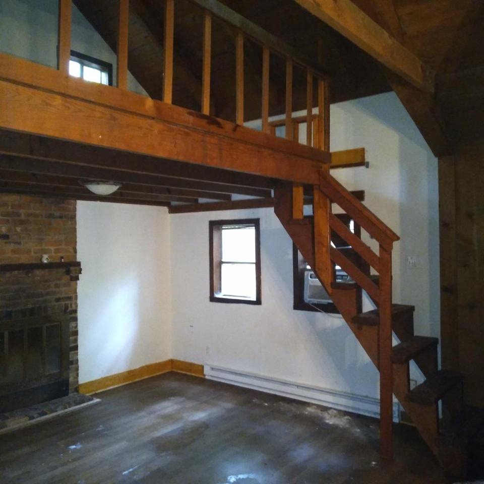 128 Cabin Ln - Photo 2 of 10