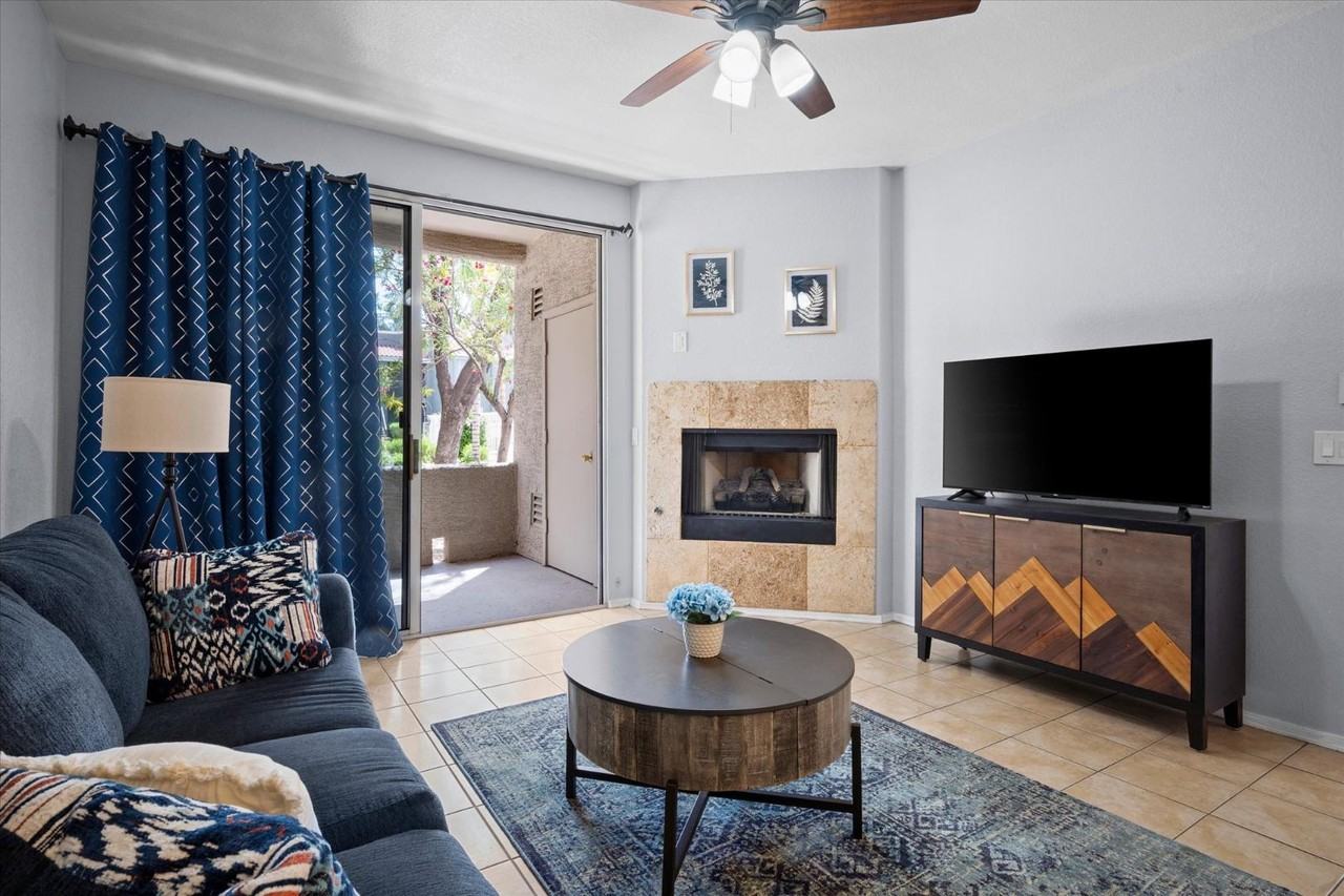 2929 W Yorkshire Dr - Photo 4 of 20