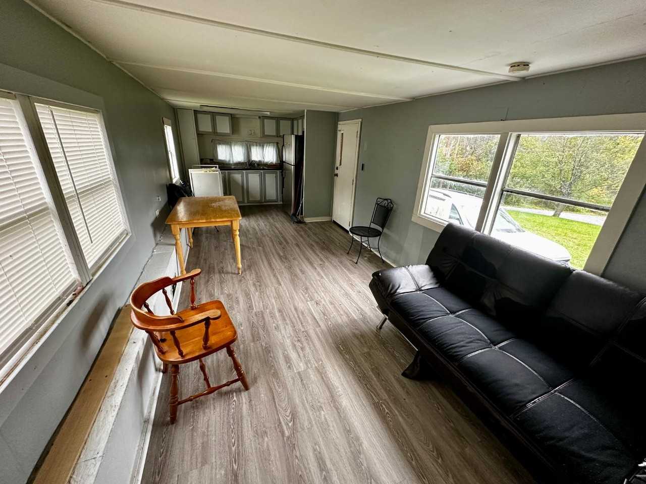 202 Dodge Avenue - Photo 2 of 8