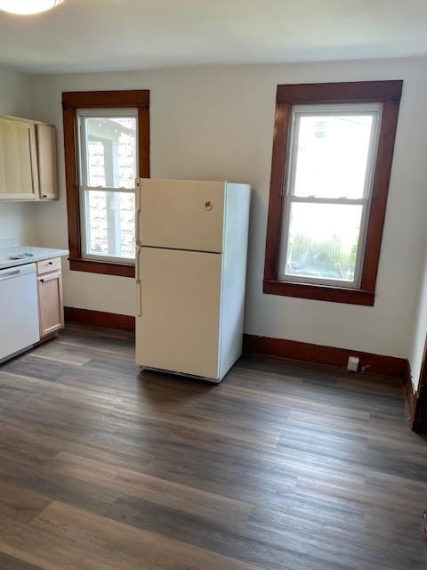 442 Pennsylvania Ave - Photo 2 of 11