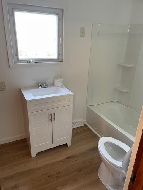 442 Pennsylvania Ave - Photo 3 of 11