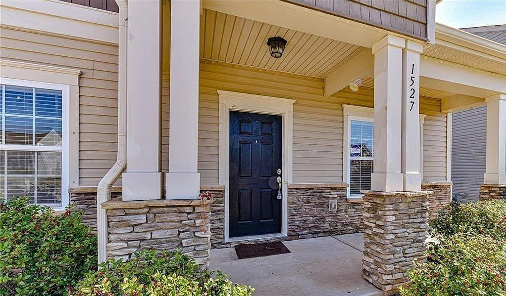 1527 Sunflower Field Pl - Photo 3 of 50