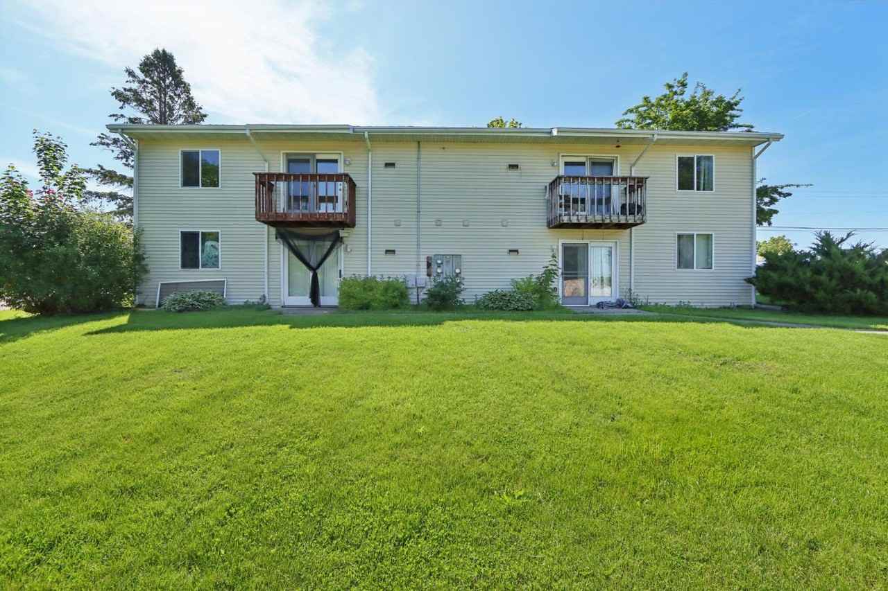 102 W Main St - Photo 2 of 4