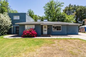 featured image of 535 S Temple St #6