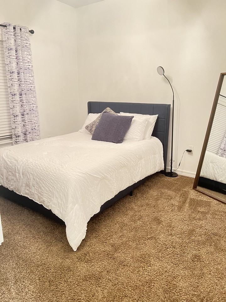 1472 Bentley Cir #1472 - Photo 3 of 13