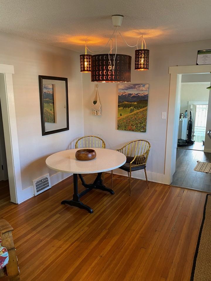 301 S Washington St #A - Photo 3 of 20