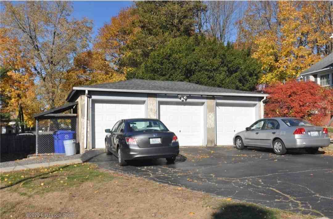 189 Roger Williams Ave #U1 - Photo 2 of 3