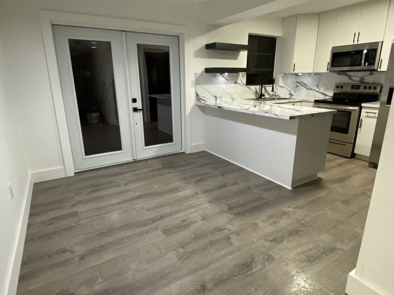 407 Northwest 44th Avenue #B - Photo 2 of 13