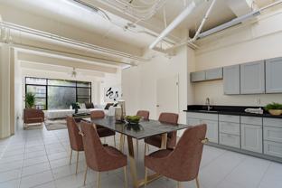 725 S Spring St - Photo 1 of 1