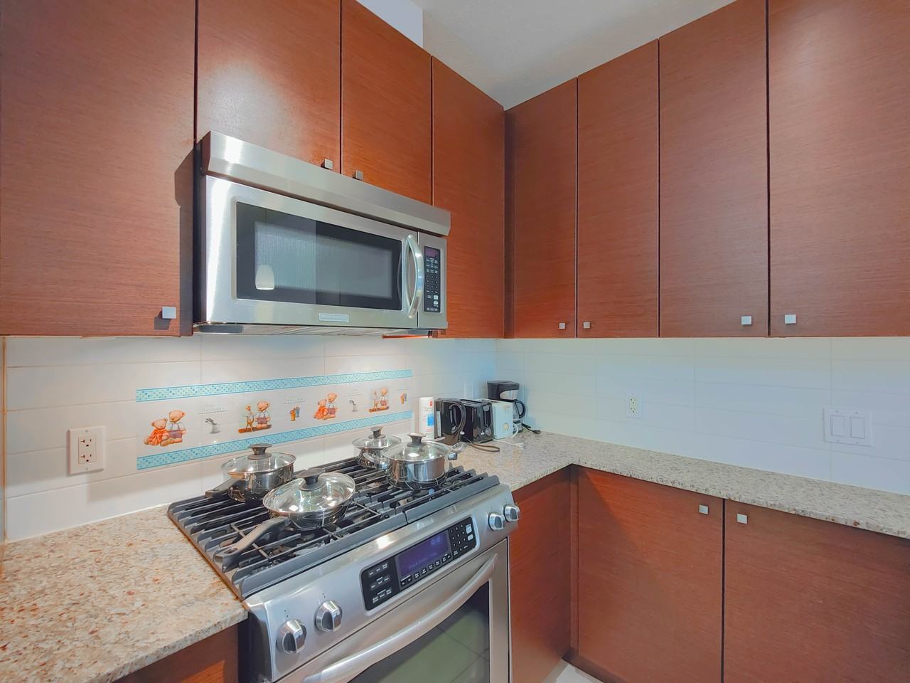 7360 Elmbridge Way - Photo 3 of 7